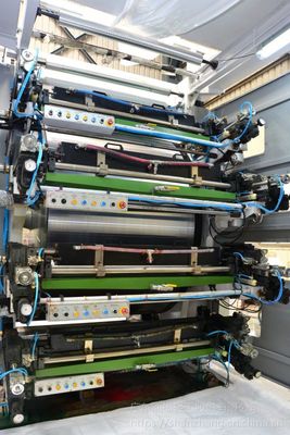 汕樟SFE-CI-350-8色衛(wèi)星式柔版印刷機(jī)|柔印機(jī)|印刷設(shè)備